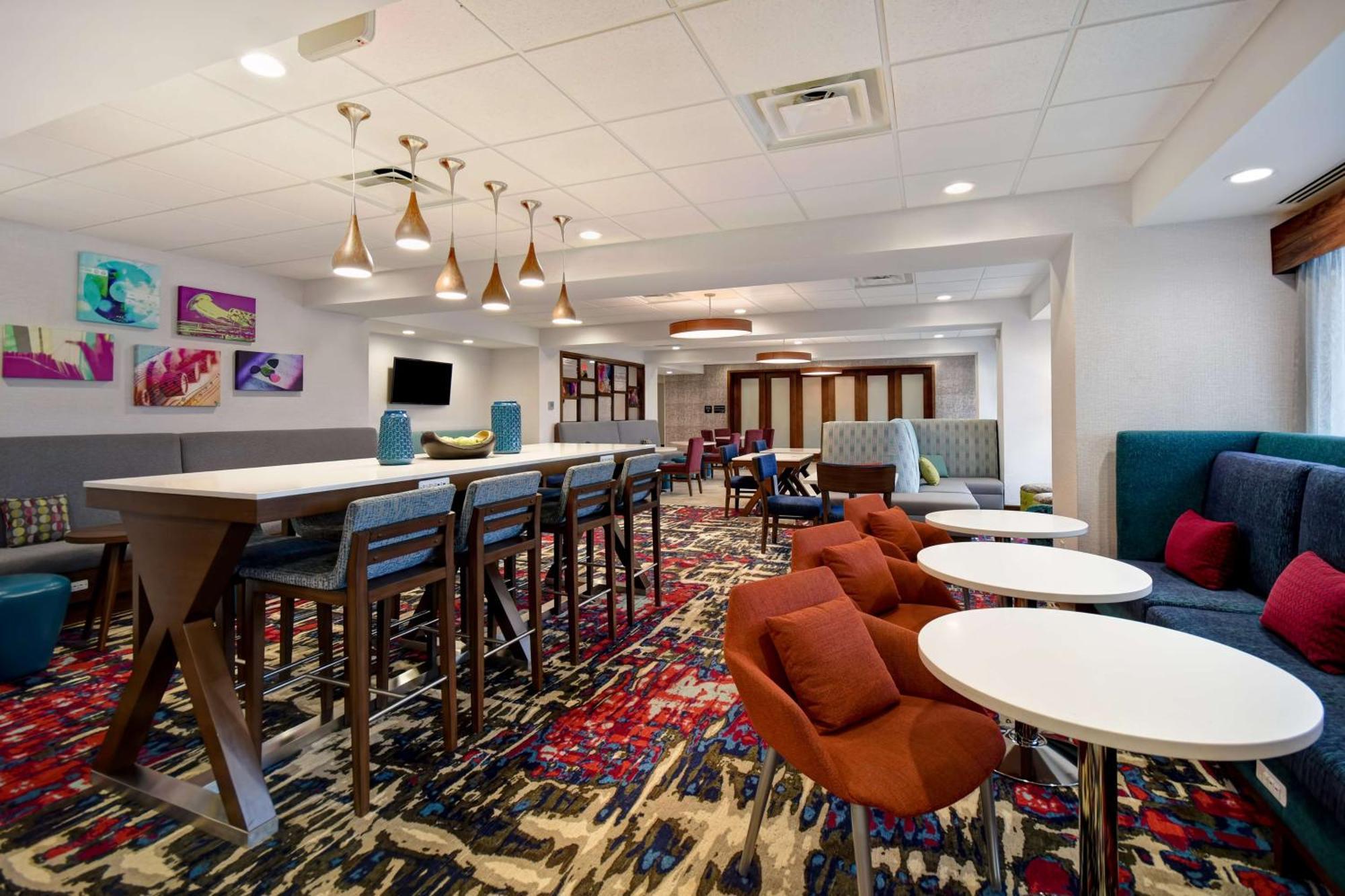 Hampton Inn Pleasant View Exterior photo